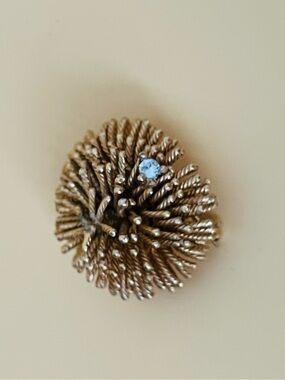 Boucher 1950s Vintage Designer Exotic Diamante Sea Anemone Pin